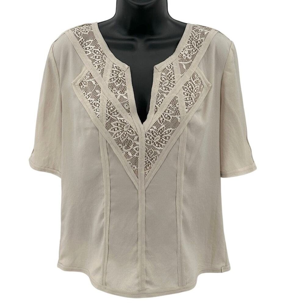 Sophie Blouse WMNS S Oatmeal Pullover Lace Trim V-Neck Short Sleeve Lightweight